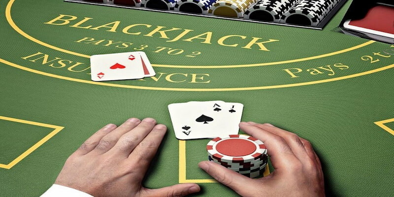 Mỗi quân bài có trong blackjack sẽ được quy định với một số điểm cụ thể